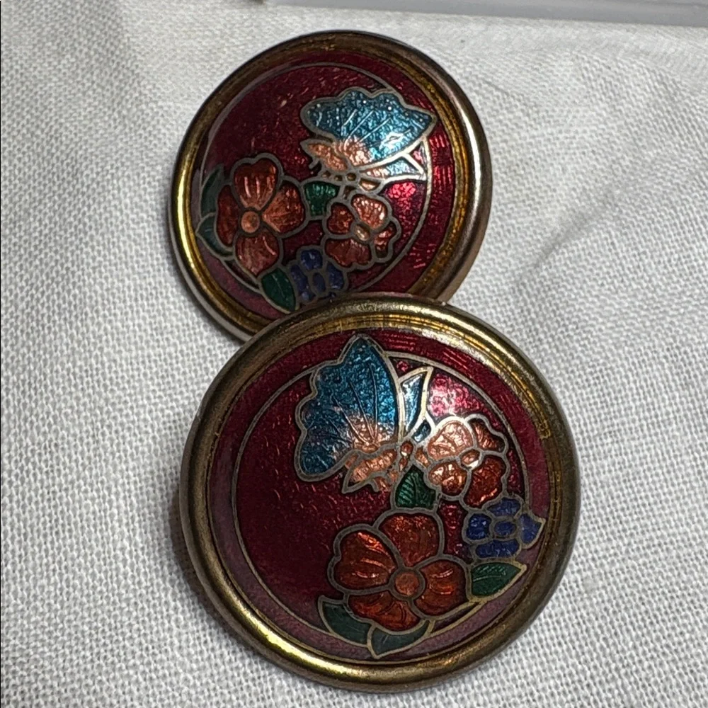 Elegant Vintage Floral Red and Gold Enamel Earrings - Picture 3 of 3